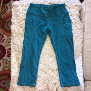 YOGA REFLEX teal capri legging XS